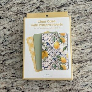 **NIB** Kindle Paperwhite Gen 11 Clear Case with Pattern Inserts